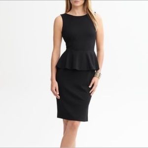 Banana Republic peplum dress
Size: 10 Banana Republic